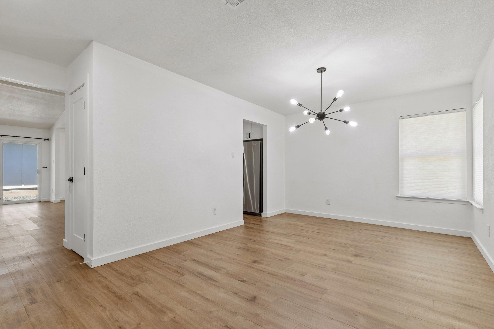 1900 Rampart CIR — photo 4
