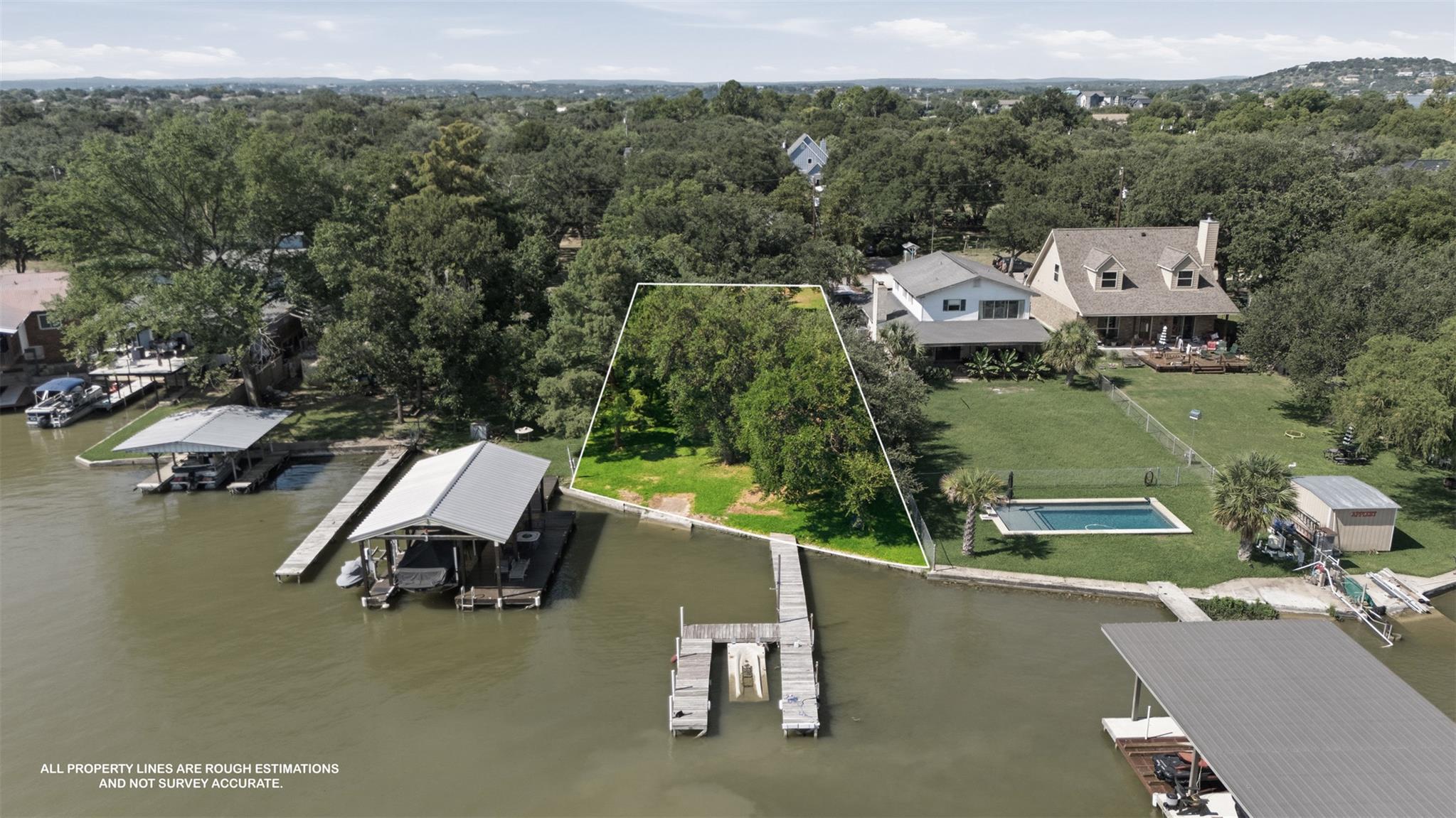 124 S Shorewood DR