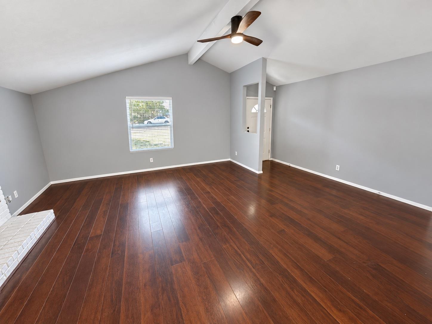 206 Clearday DR — photo 4