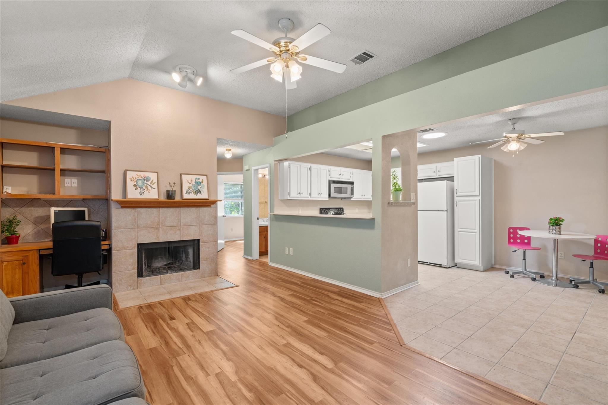 840 Eagles WAY — photo 3