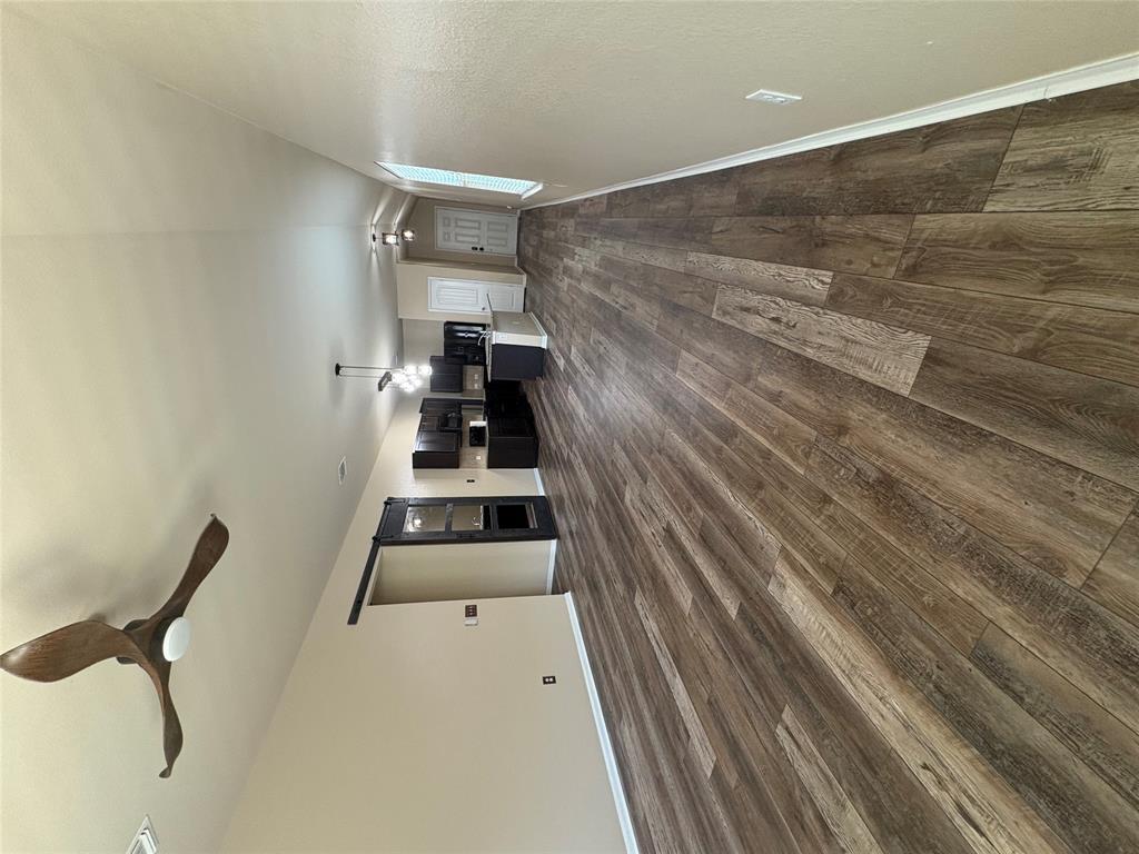 3509 Ortman DR — photo 3