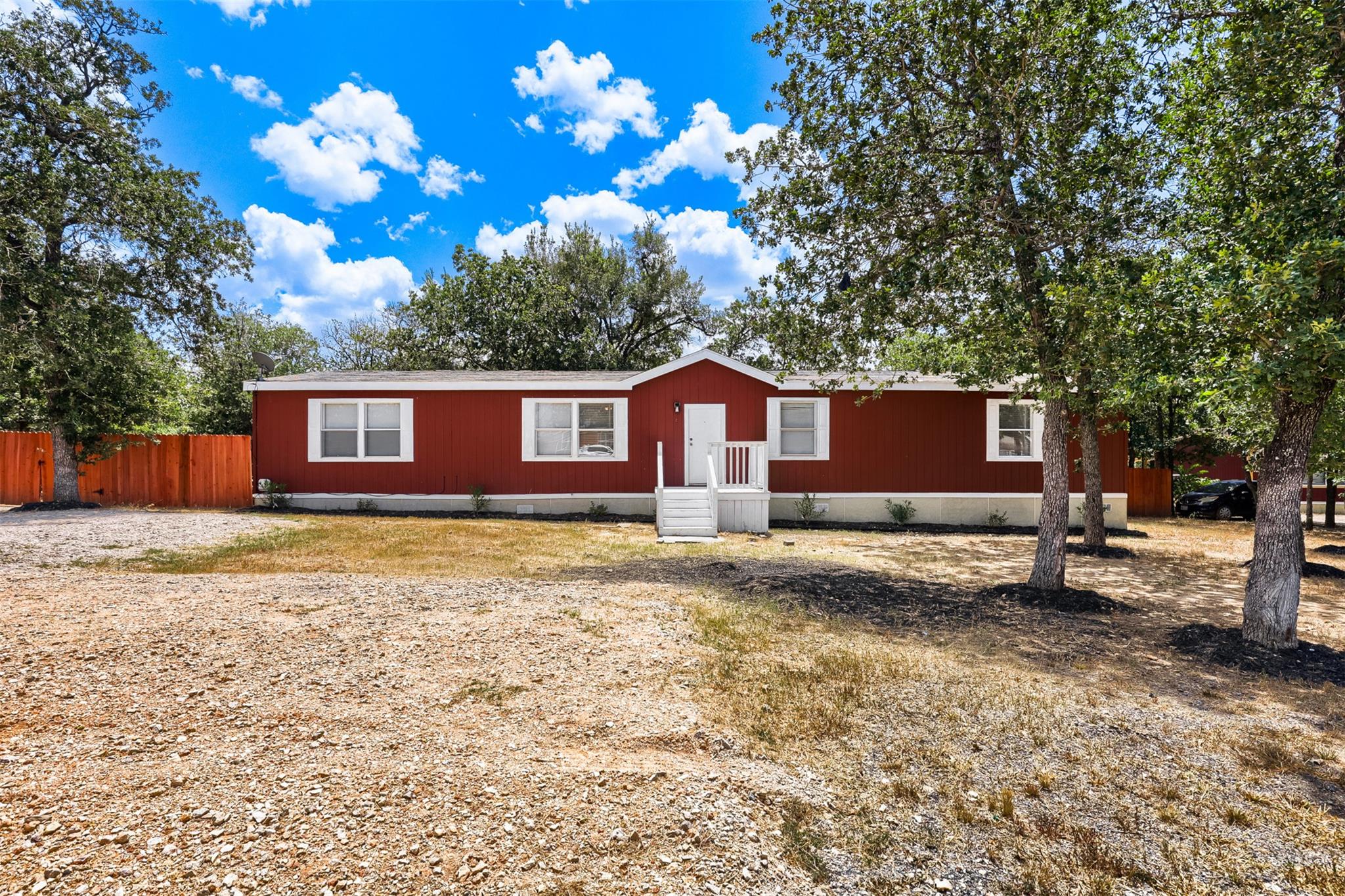 1017 Rosewood DR