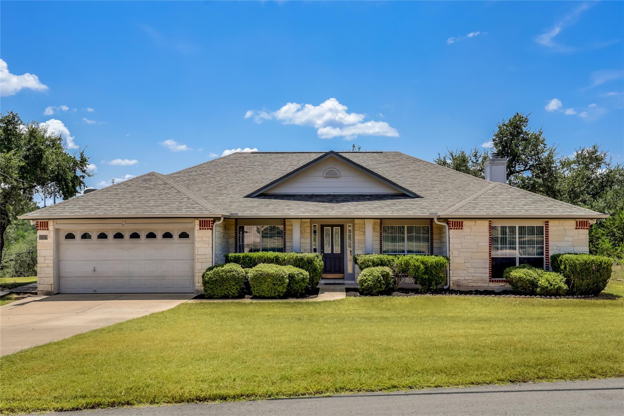 7312 White Oak DR