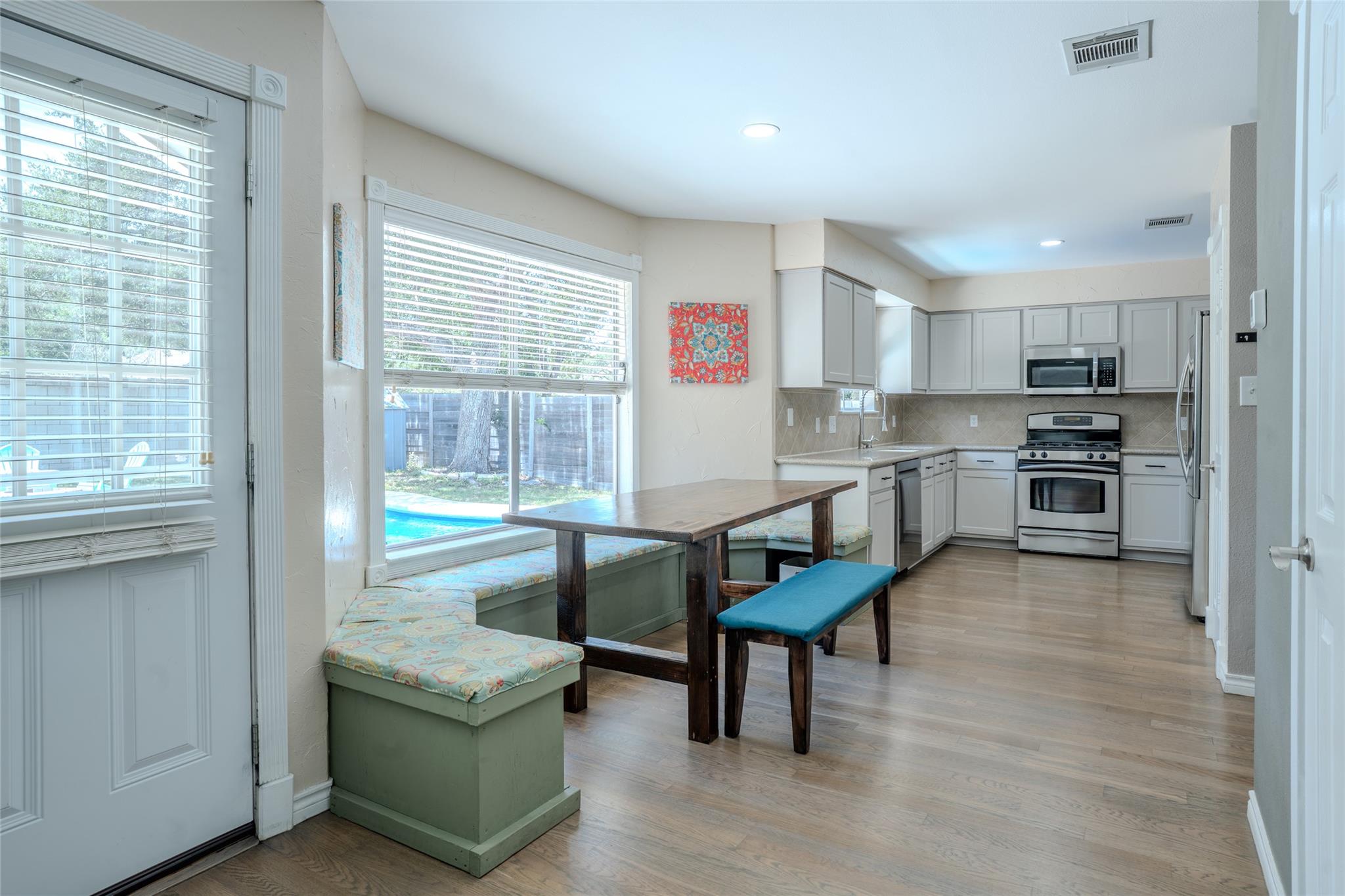 2610 Buckeye TRL — photo 4