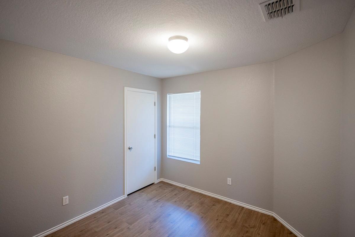 3013 Caleb DR — photo 3