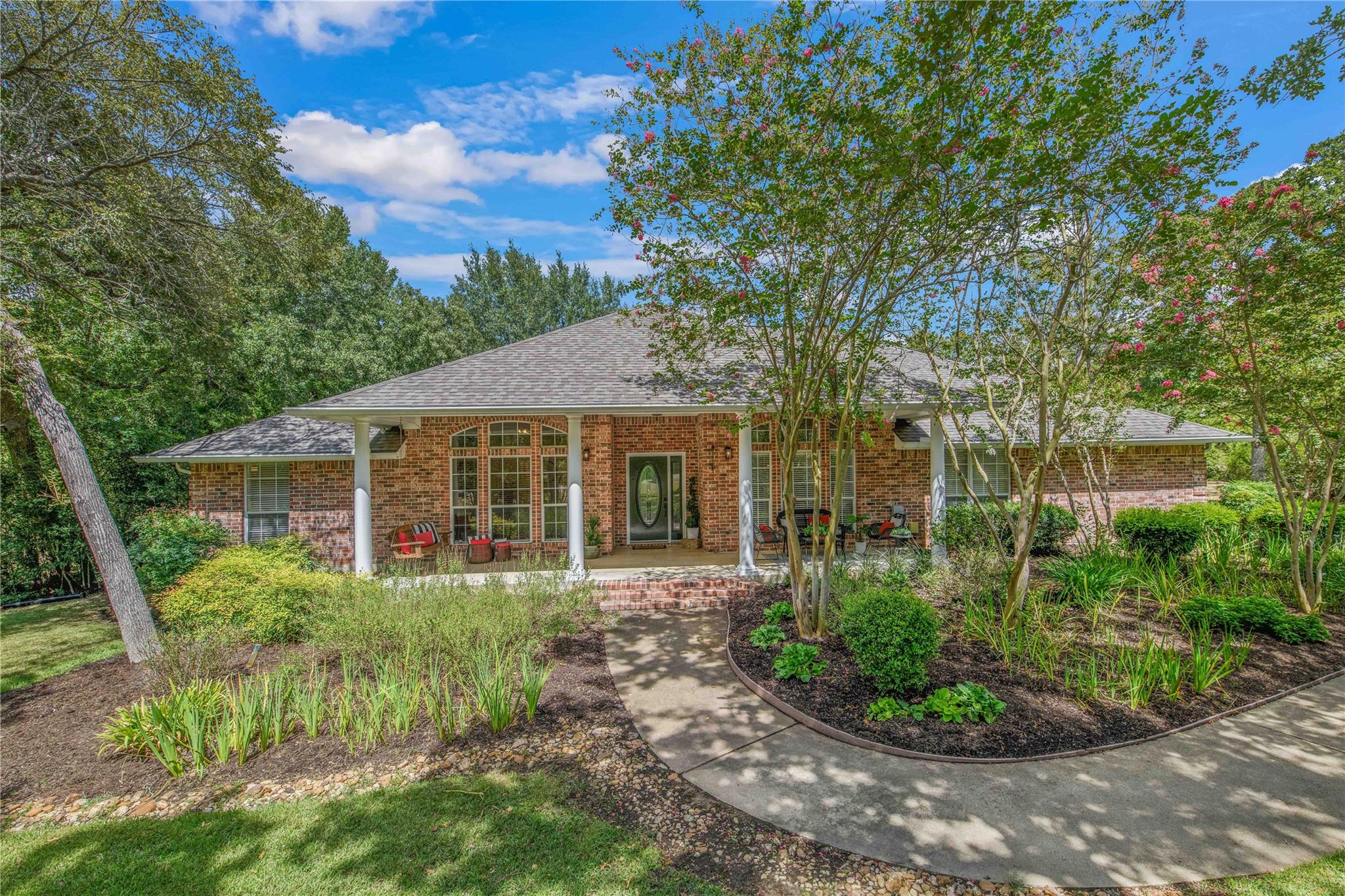 1625 Harpers Ferry RD — photo 3