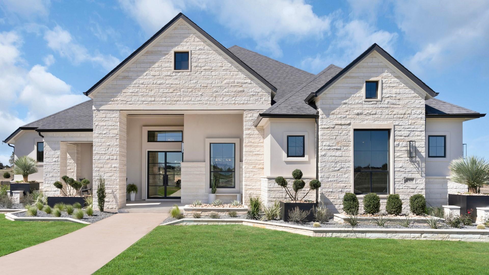 1405 Paxton LN