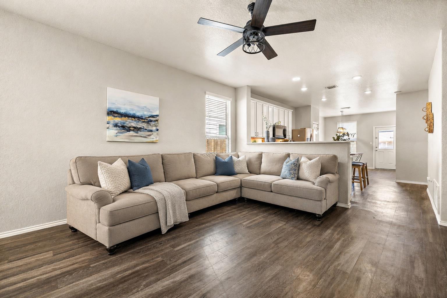323 Zuma DR — photo 5
