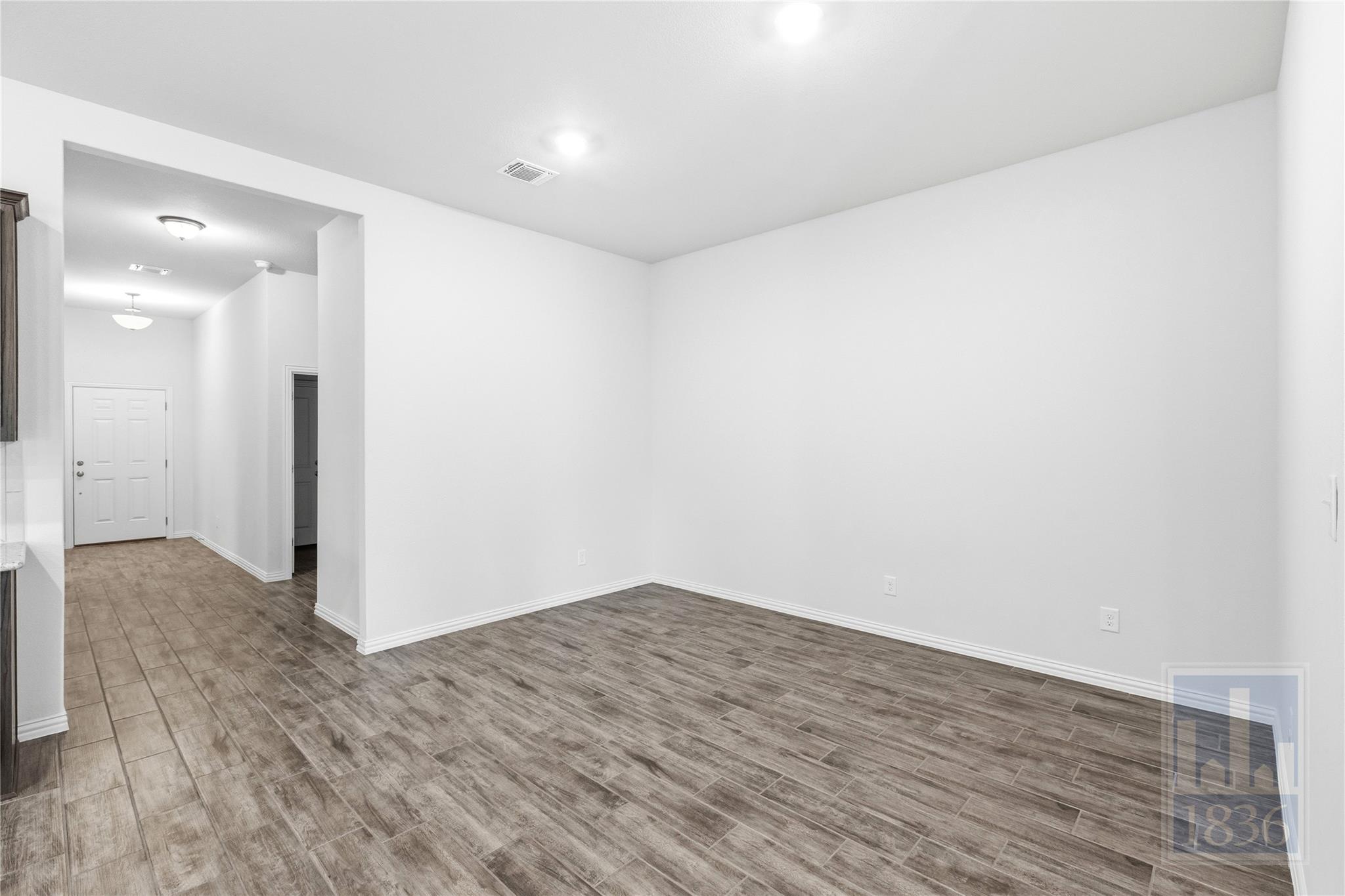 188 Danbark DR — photo 3