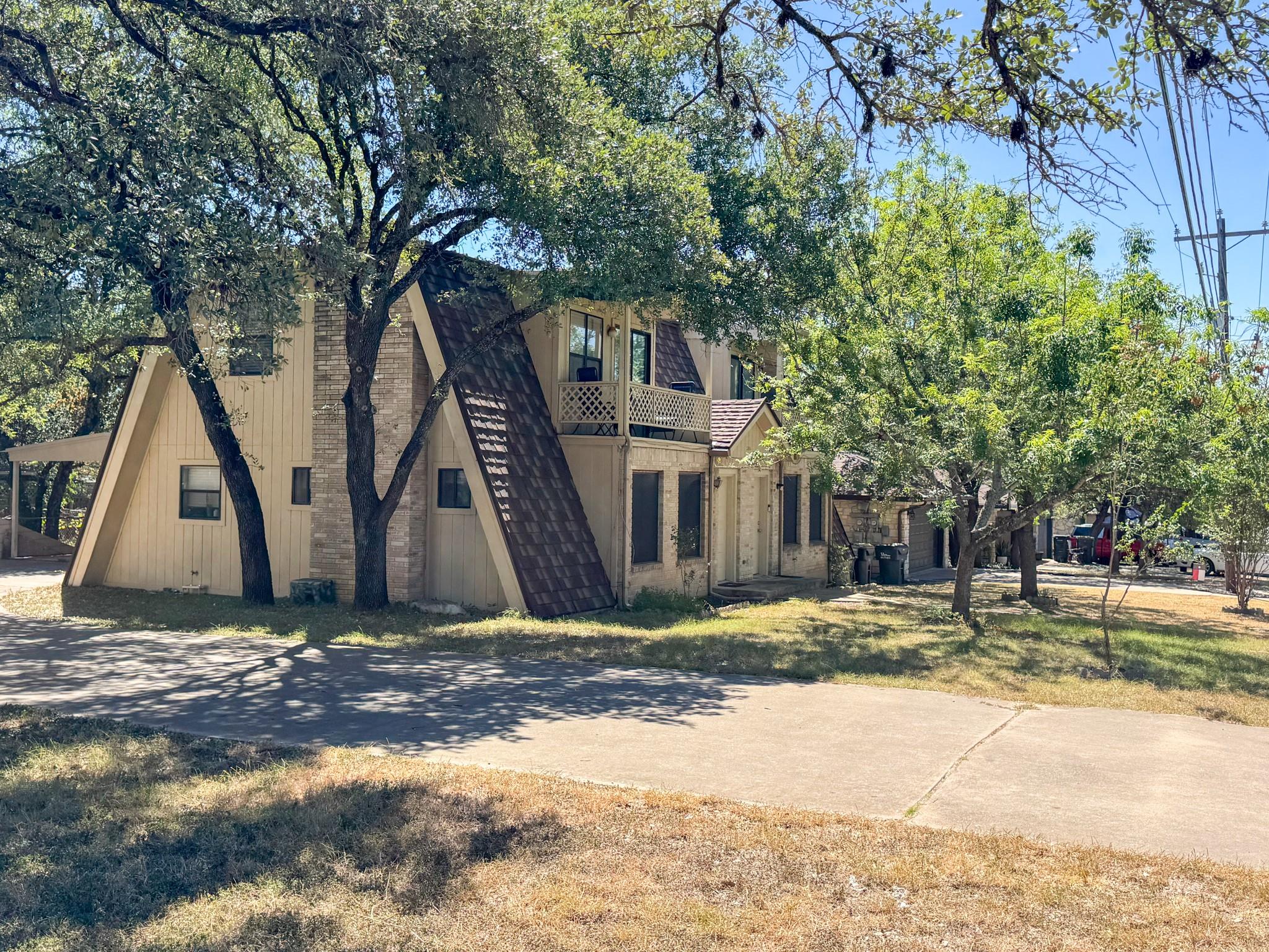 3705 Rocky Hollow TRL #A&B — photo 3