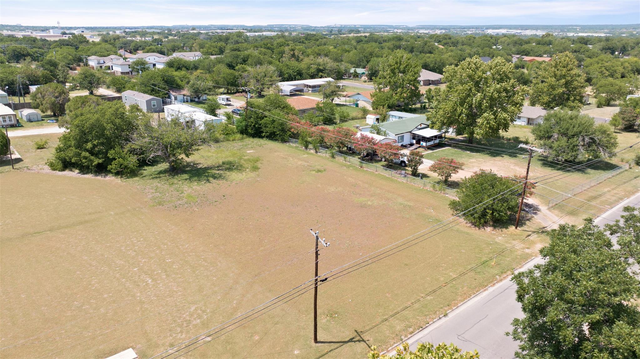 810 Harley DR