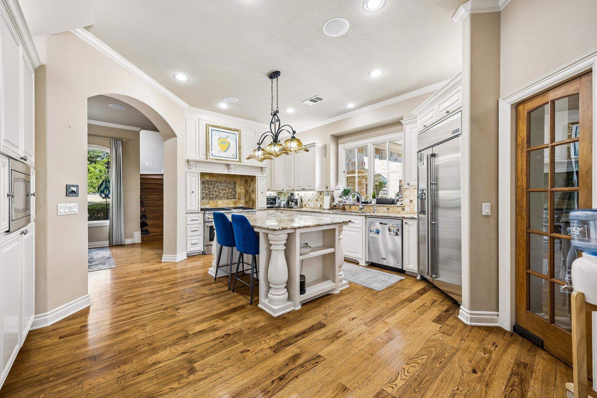 8403 Horseshoe Ledge — photo 4