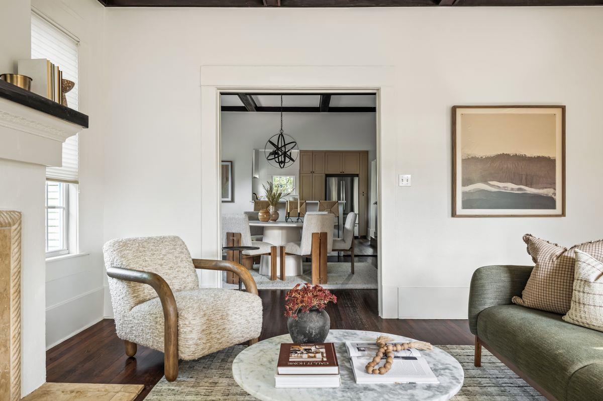 1105 Travis Heights BLVD — photo 3