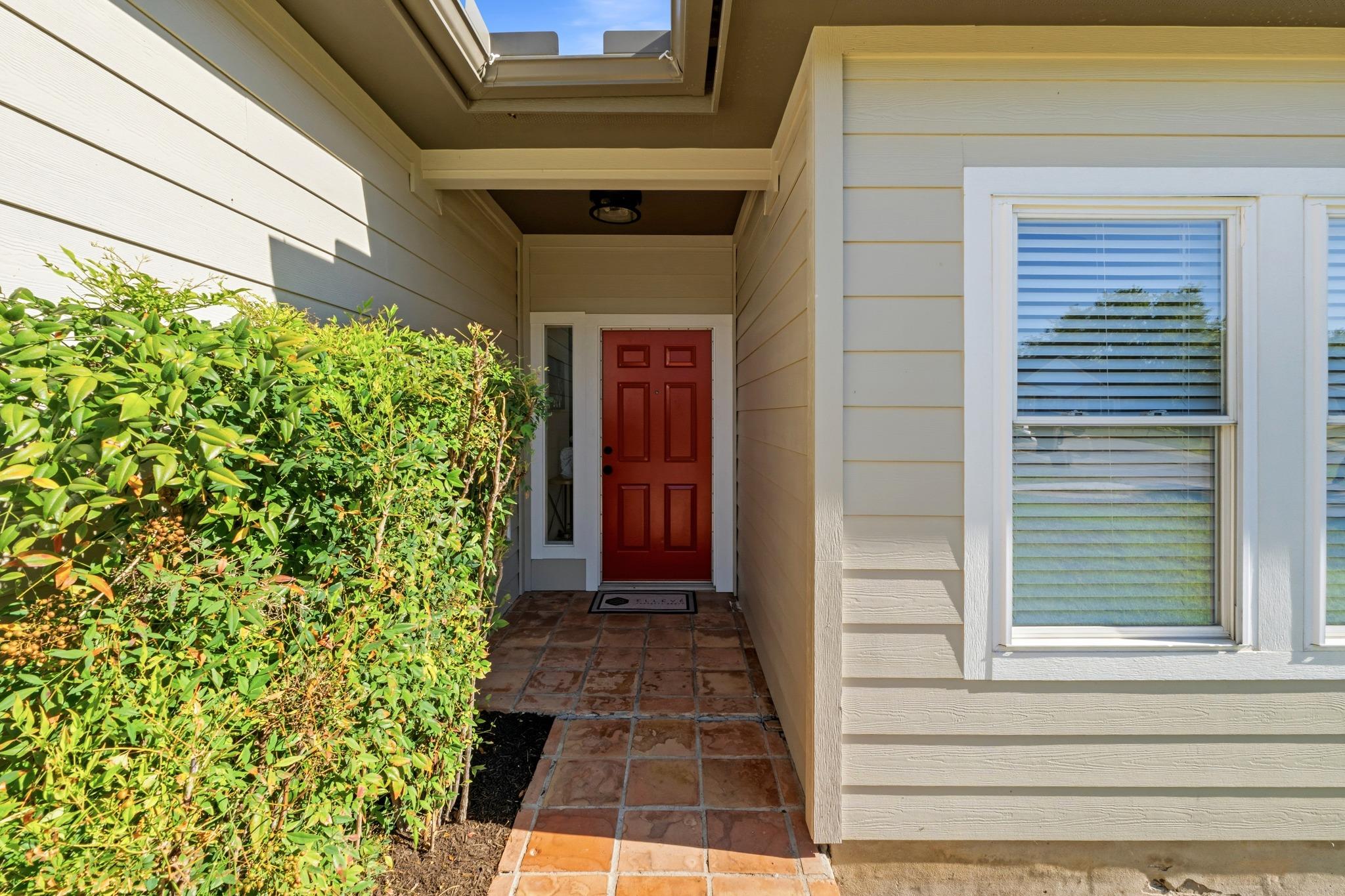 512 Purple Sage DR — photo 3