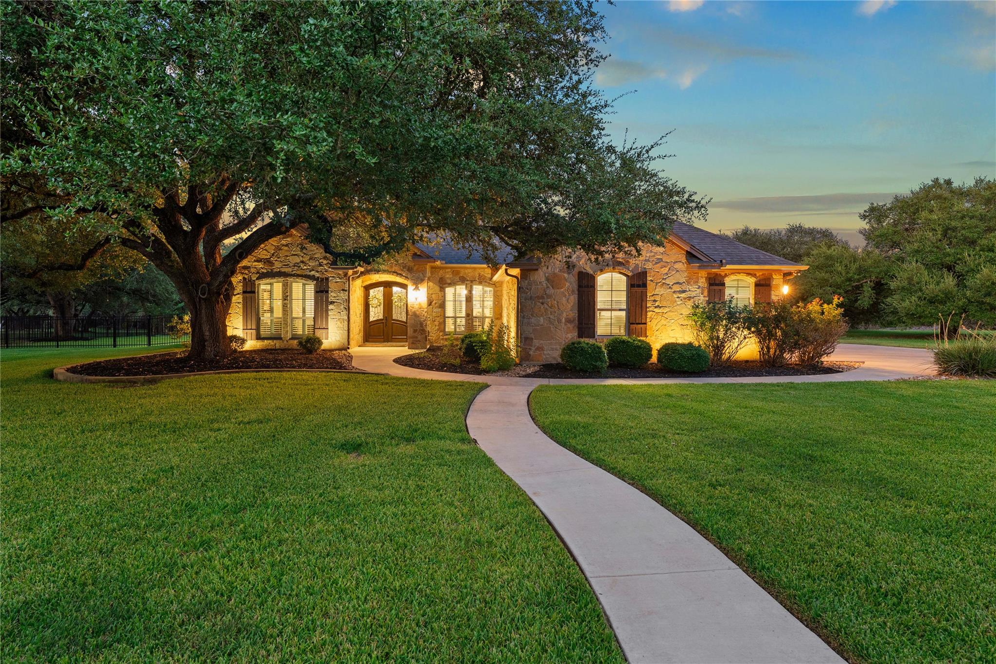 3041 Rolling Meadow DR