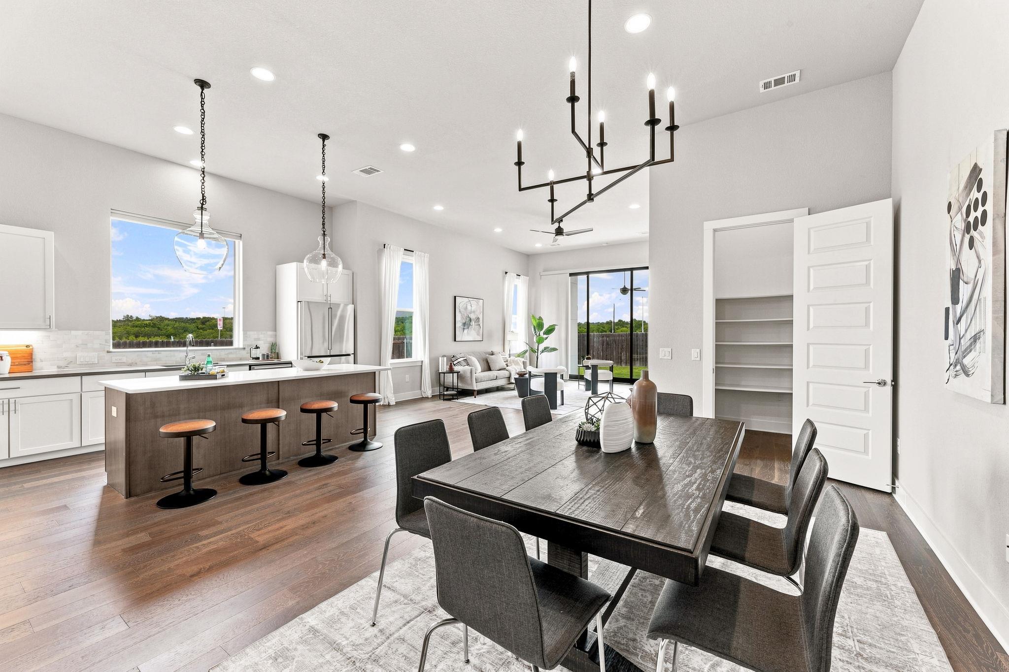 7200 Cordoba DR — photo 5