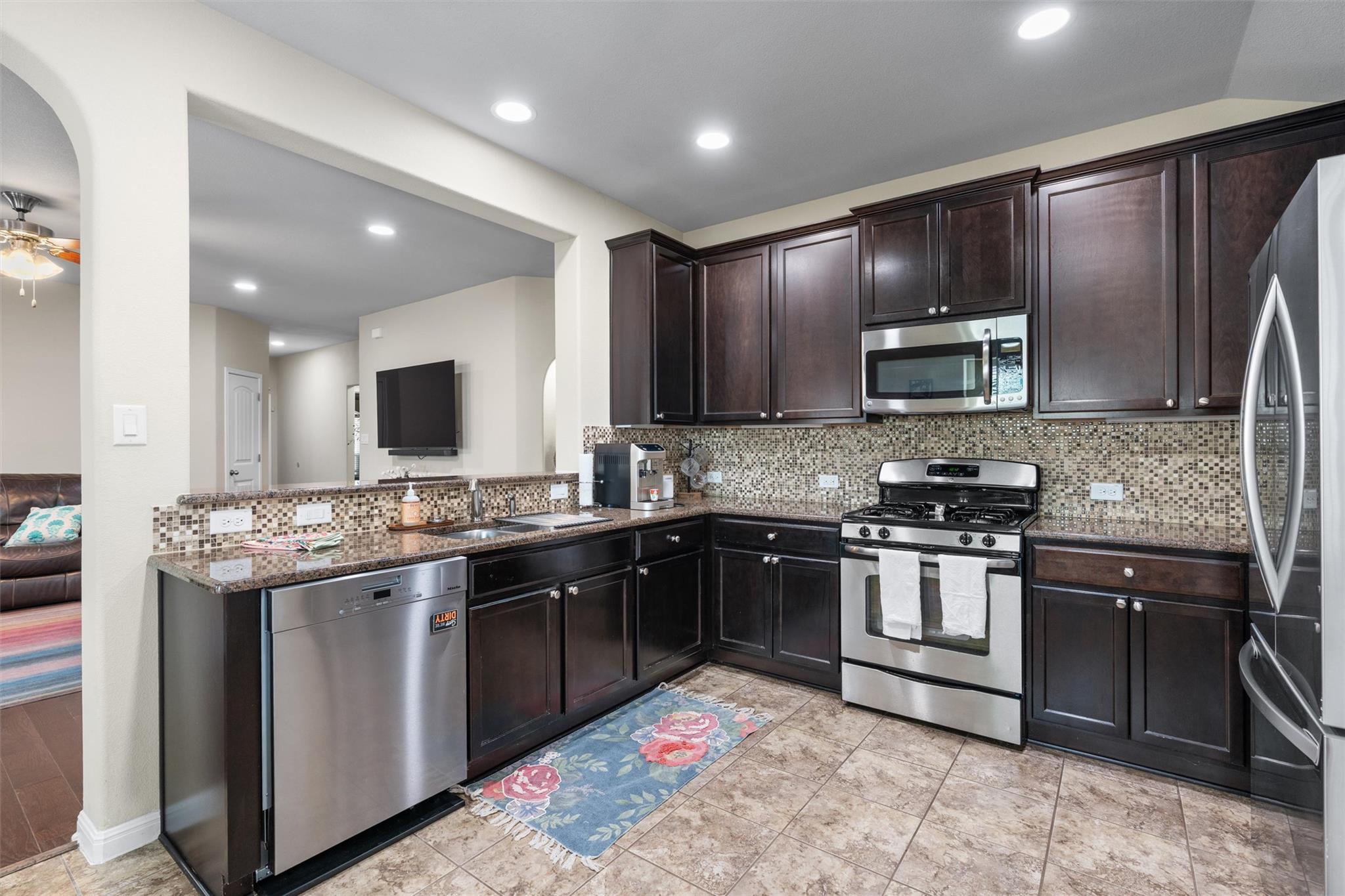 11605 Faubian LN — photo 5