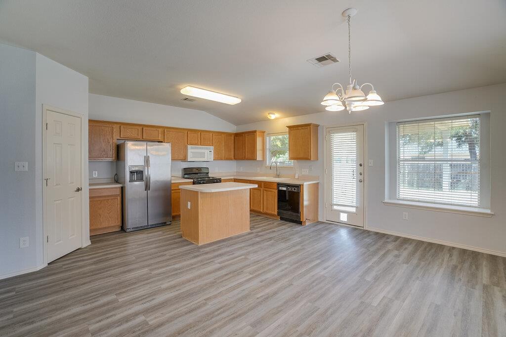 3310 Zinfandel LN — photo 5