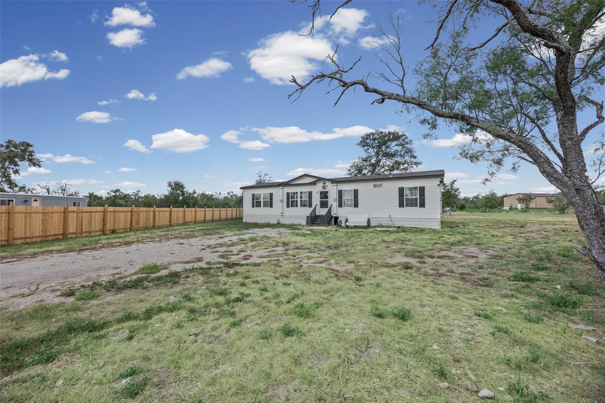 120 Mimosa RD