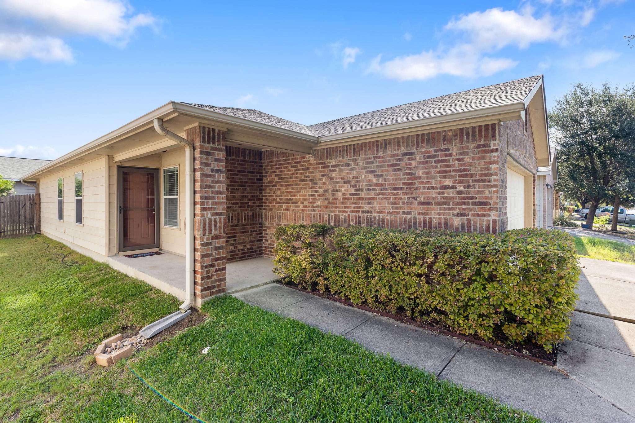 148 Grazing Horse LN — photo 3