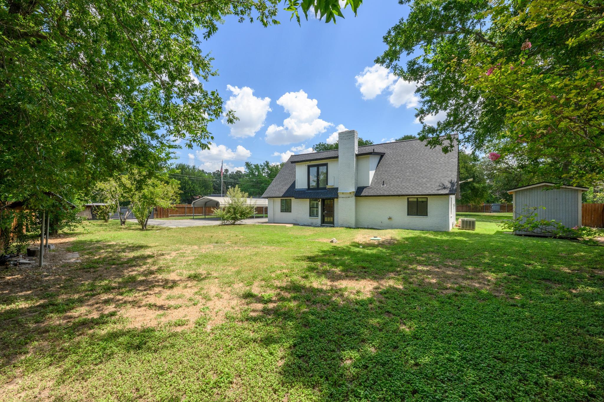 12900 Ben Milam DR