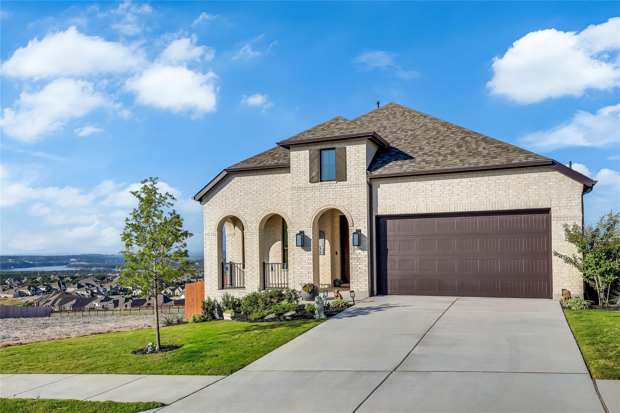22809 Golden Daisy LN