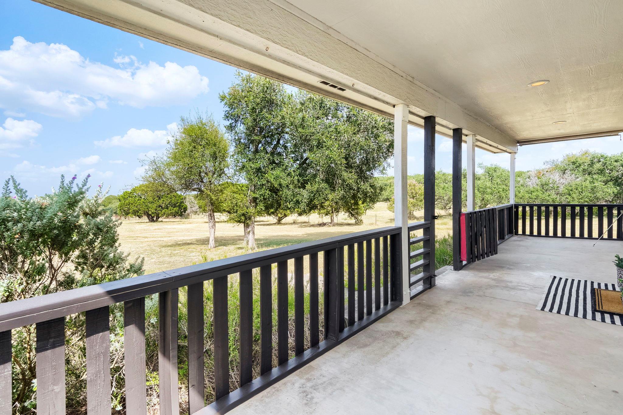 162 Arnold DR — photo 3