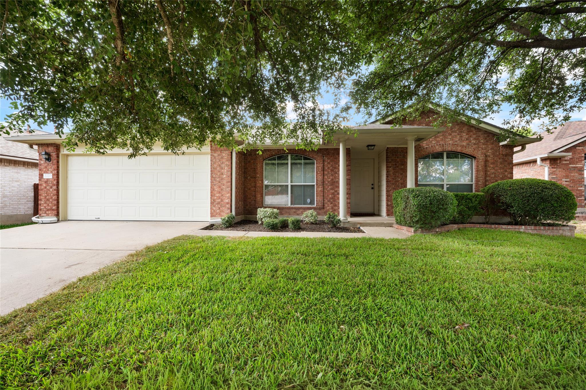 2220 Pearson WAY