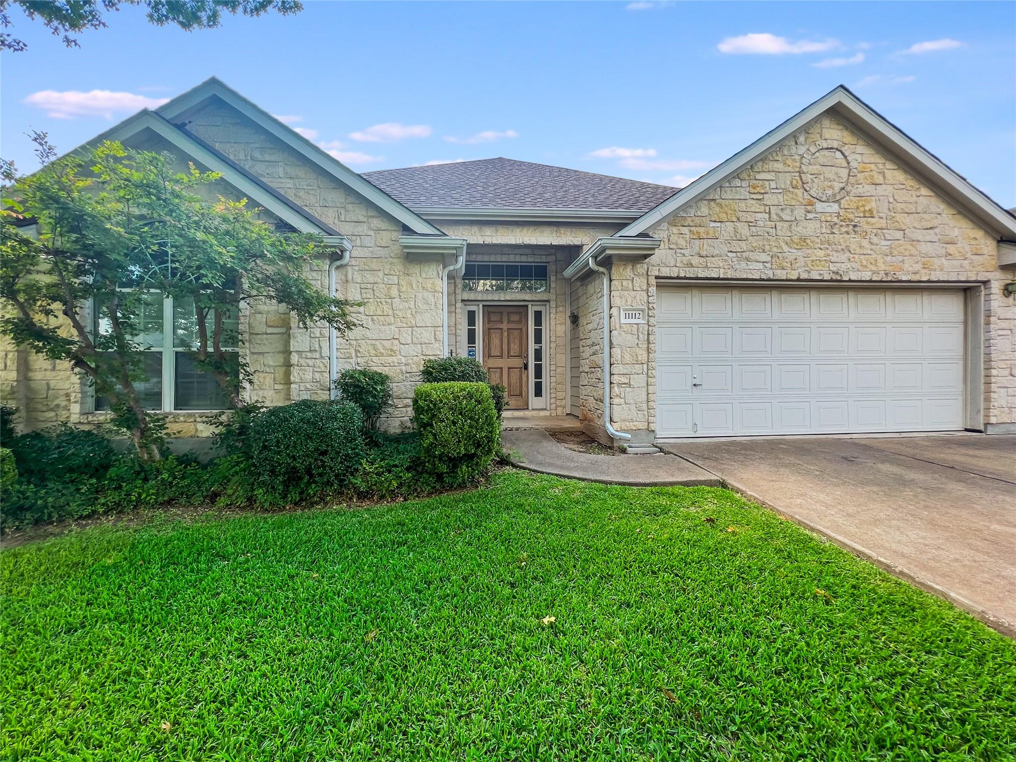 11112 Jockey Bluff DR — photo 4