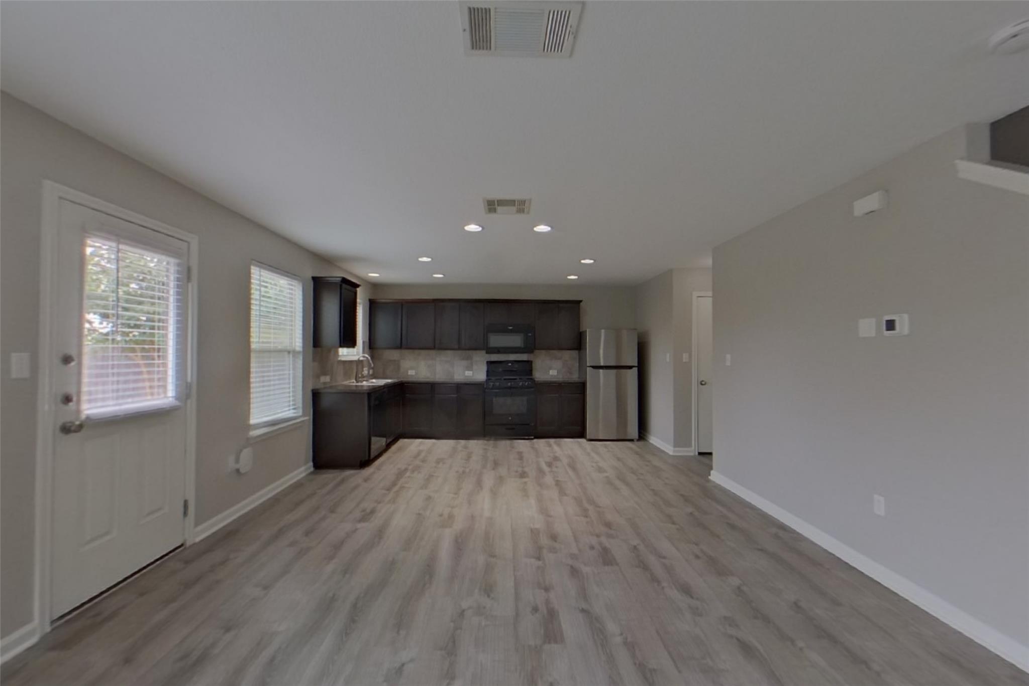 15102 Verela DR — photo 3