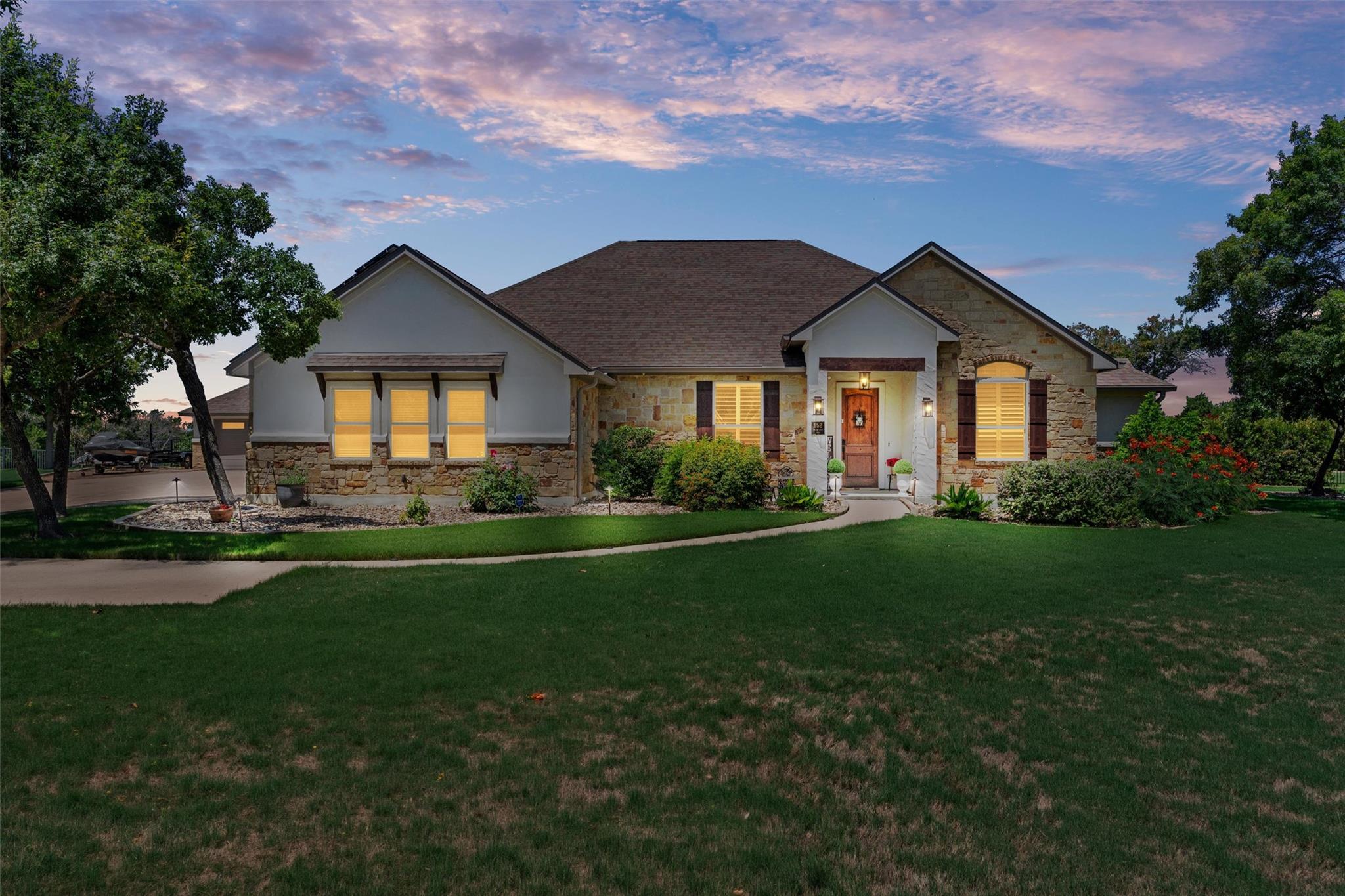152 Whitney Woods CIR