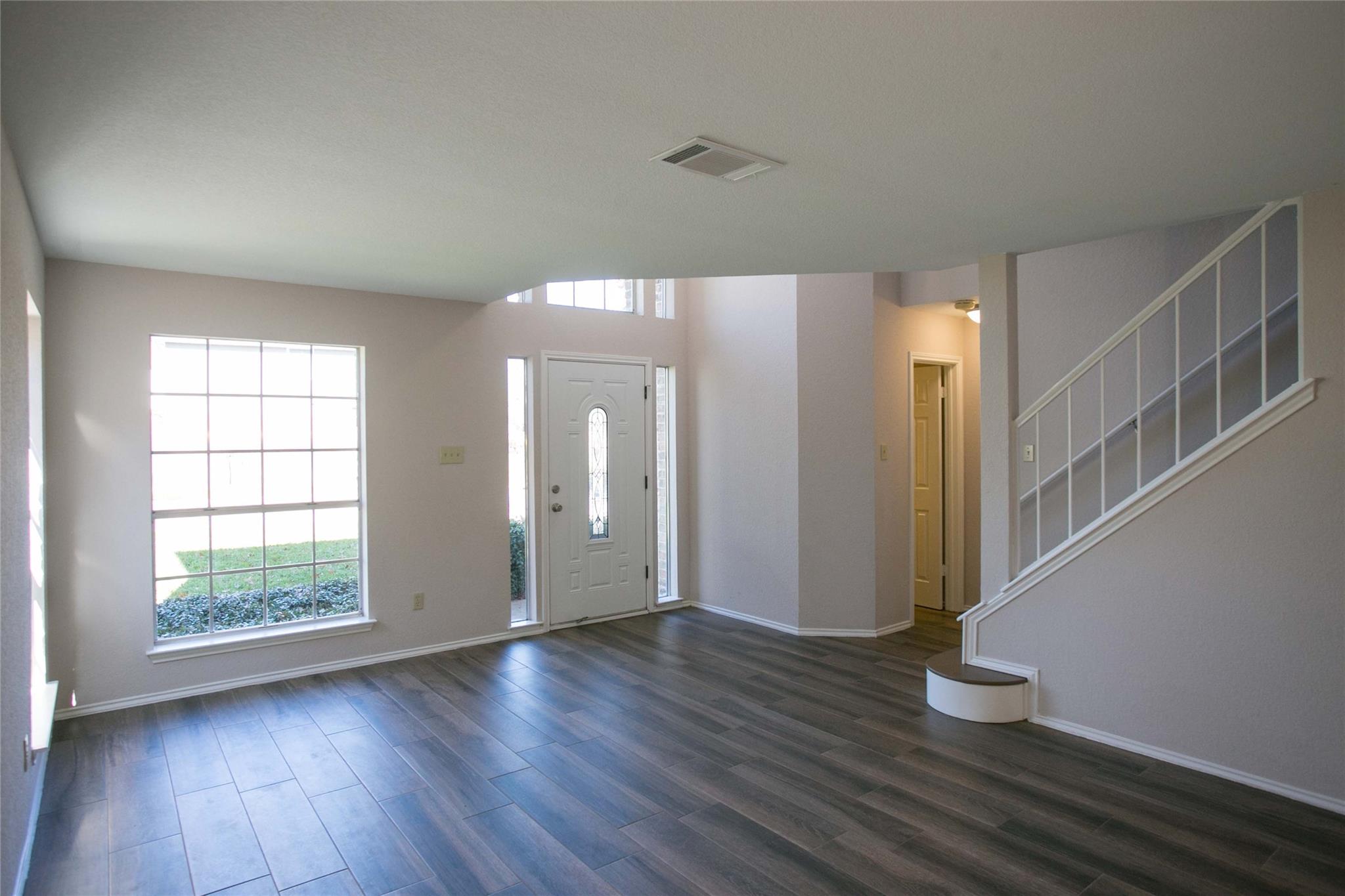 7901 Taranto DR — photo 5