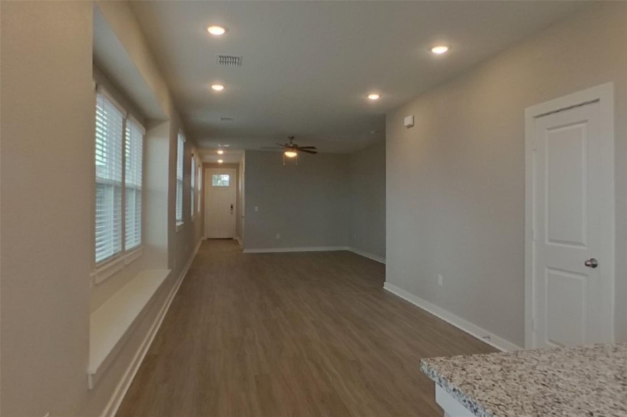 445 Raglands RD — photo 5