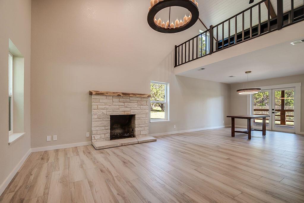 146 Hillside DR — photo 5