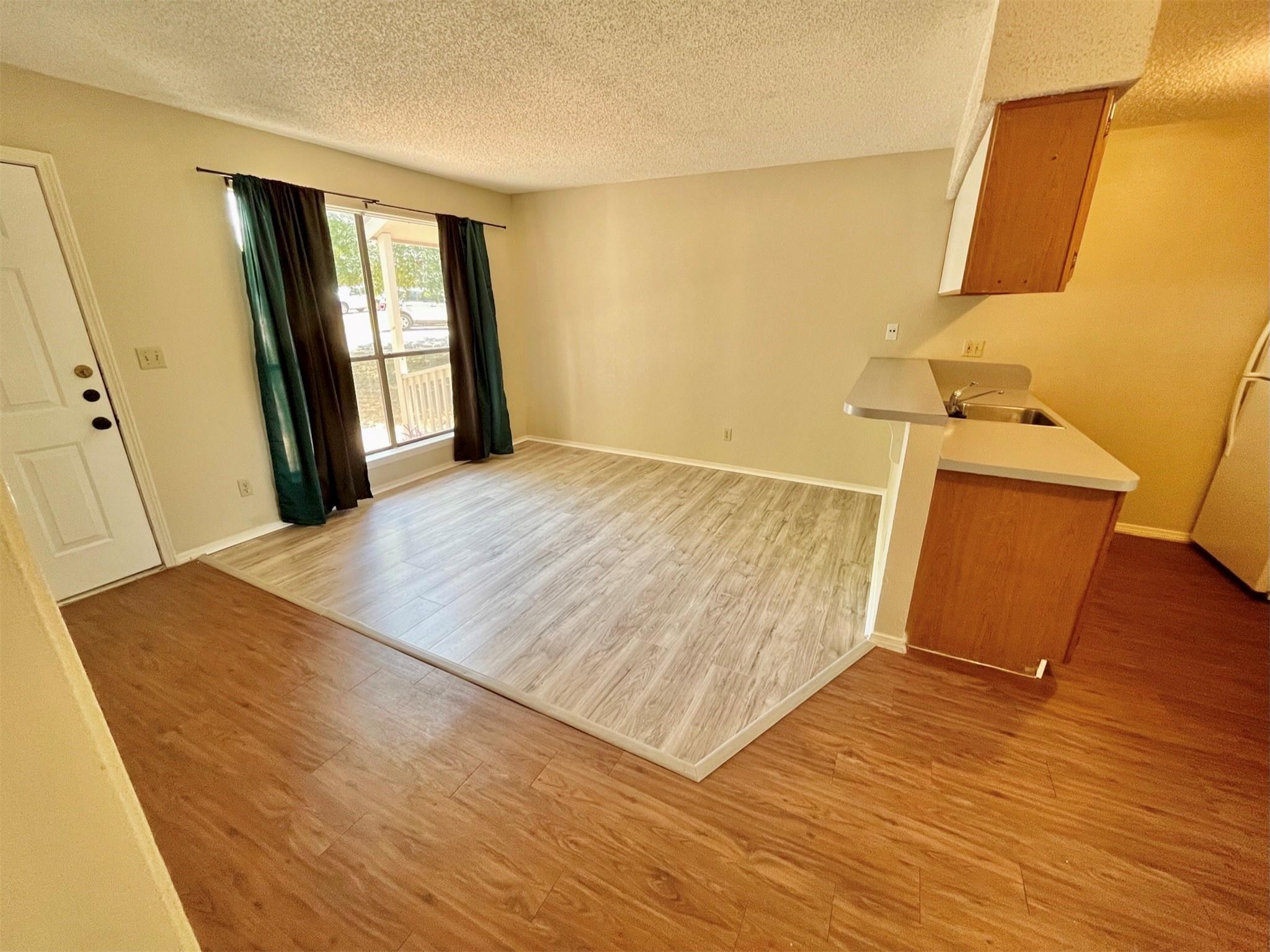 112 Hillside CV #B — photo 5