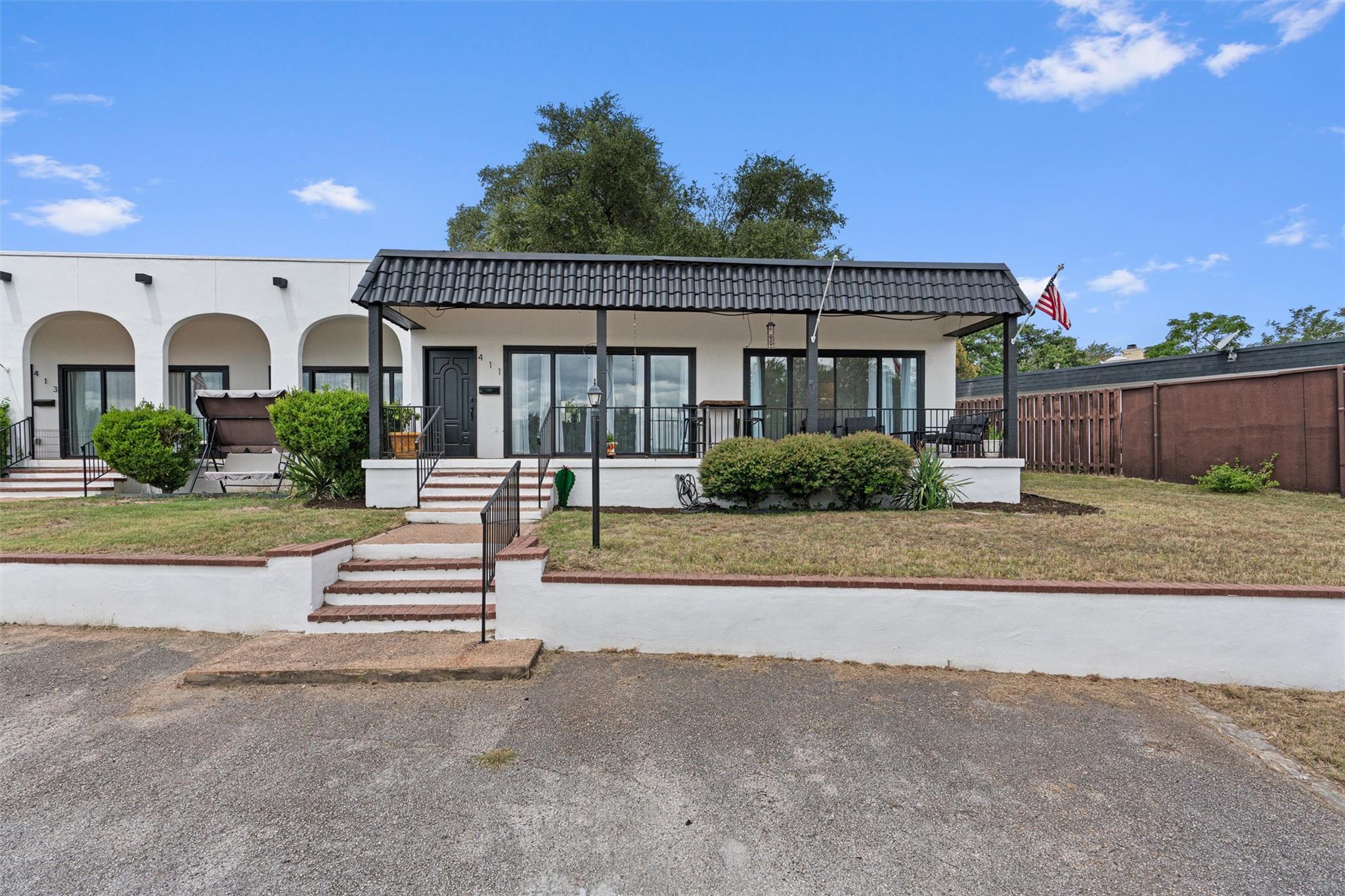 411 Seawind
