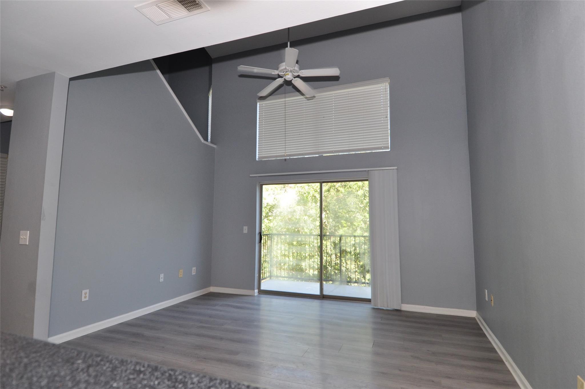 11203 Ranch Road 2222 RD #1401 — photo 3