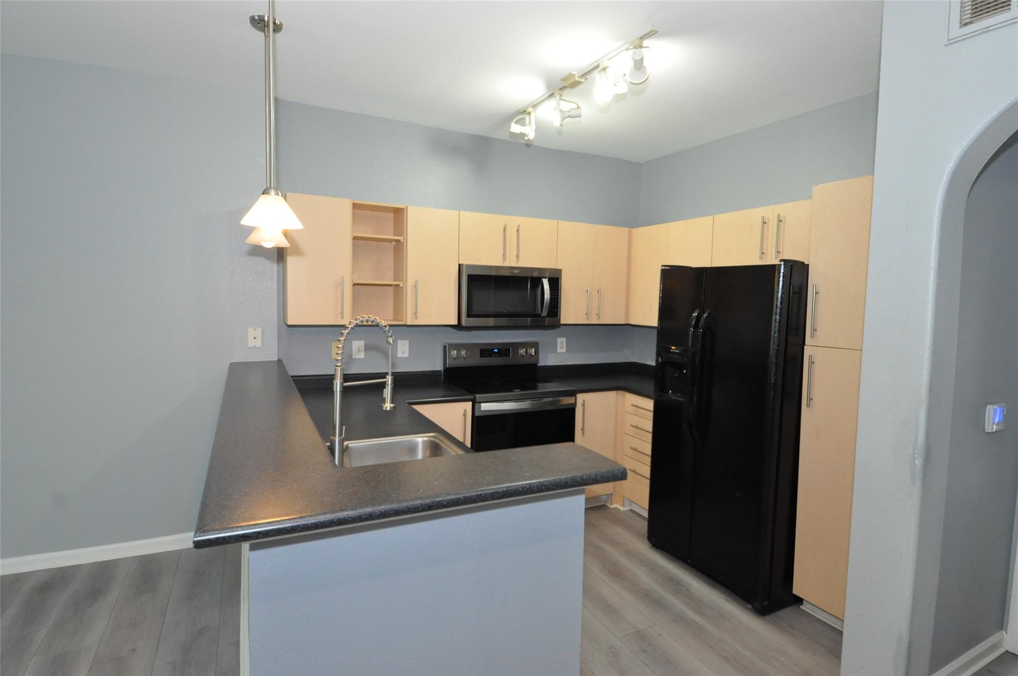 11203 Ranch Road 2222 RD #1401 — photo 4