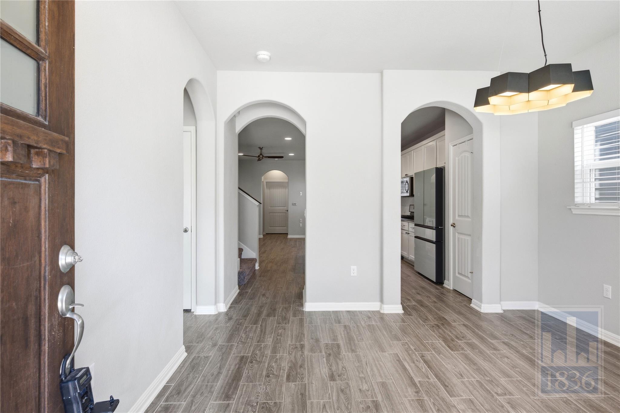 5916 Corrine LN — photo 3