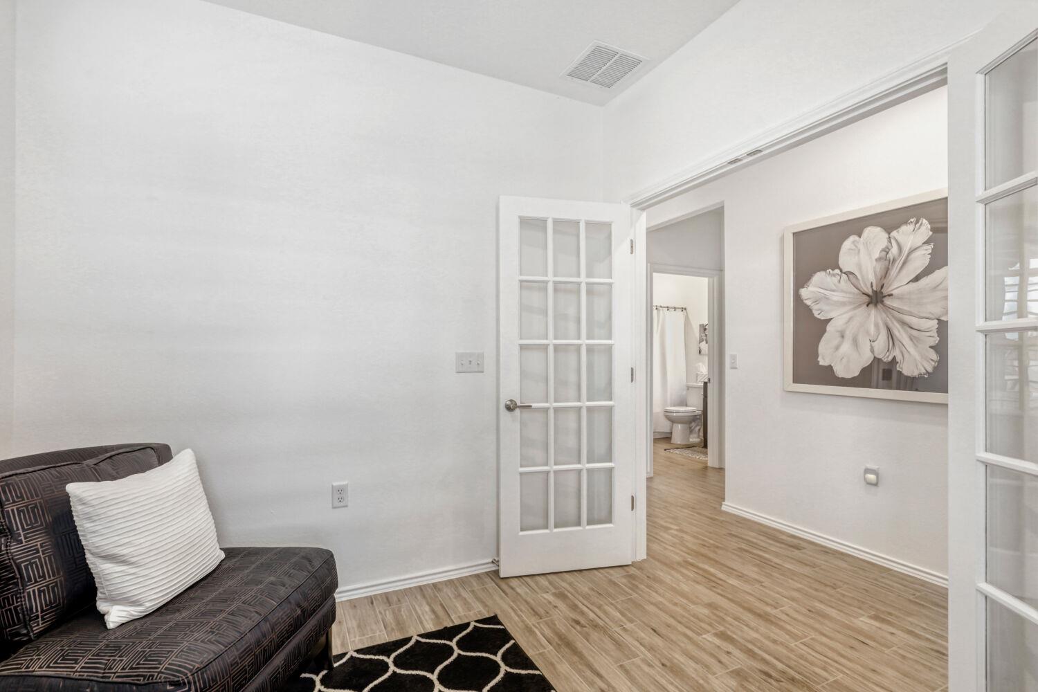 126 Clay Hill ST — photo 4