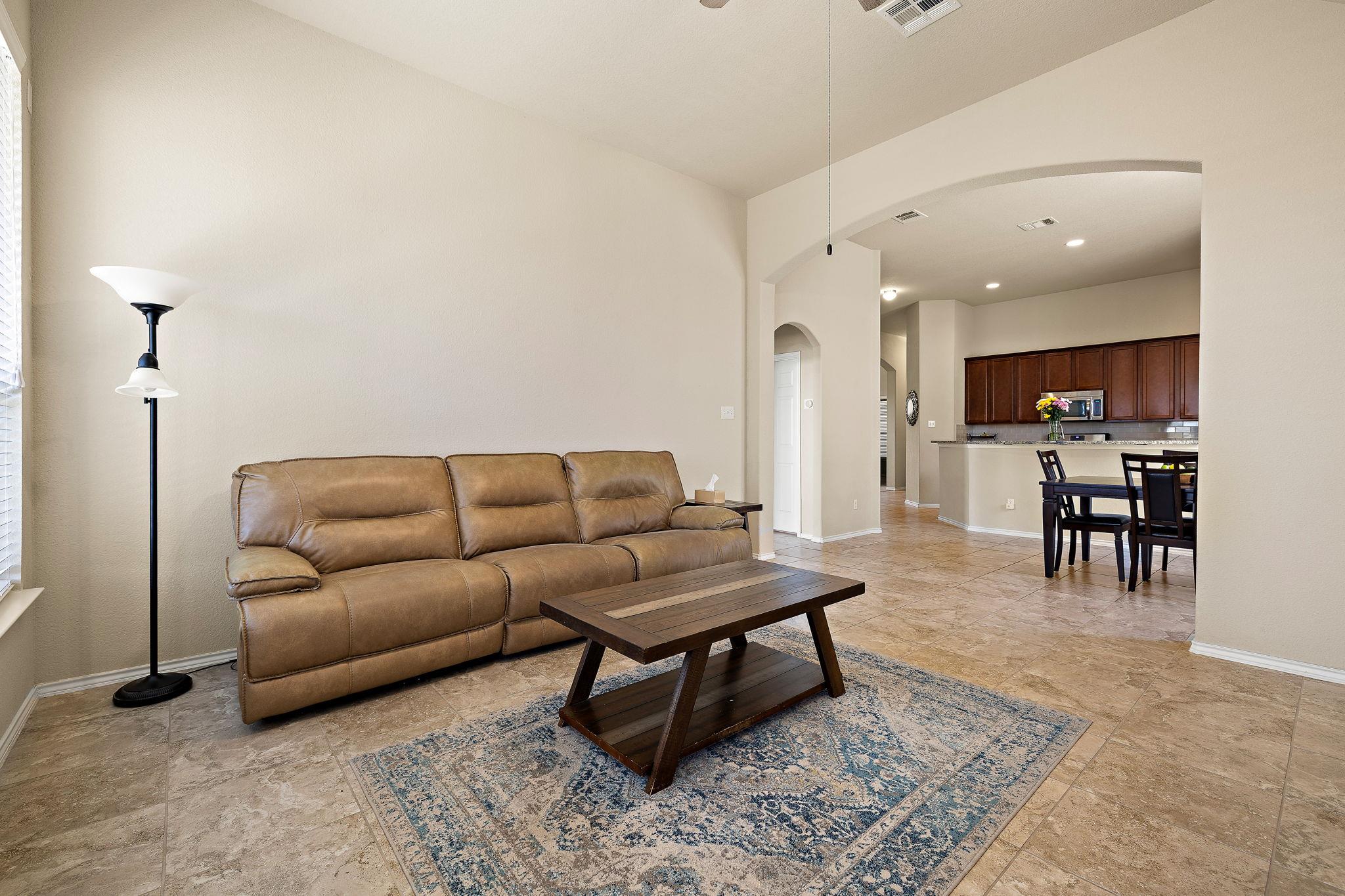 644 Peregrine WAY — photo 5