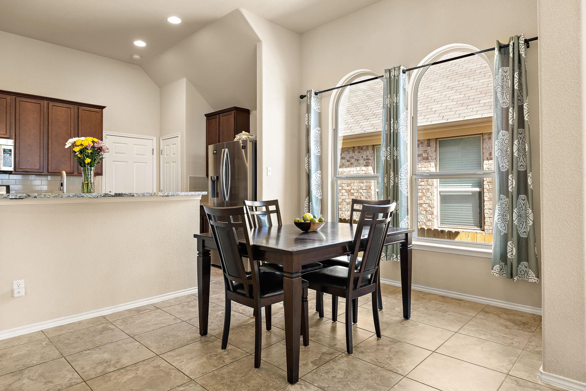 644 Peregrine WAY — photo 4