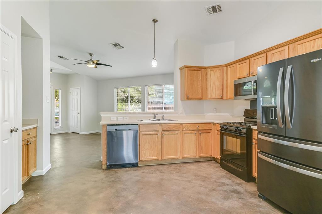 11518 James B Connolly LN — photo 5