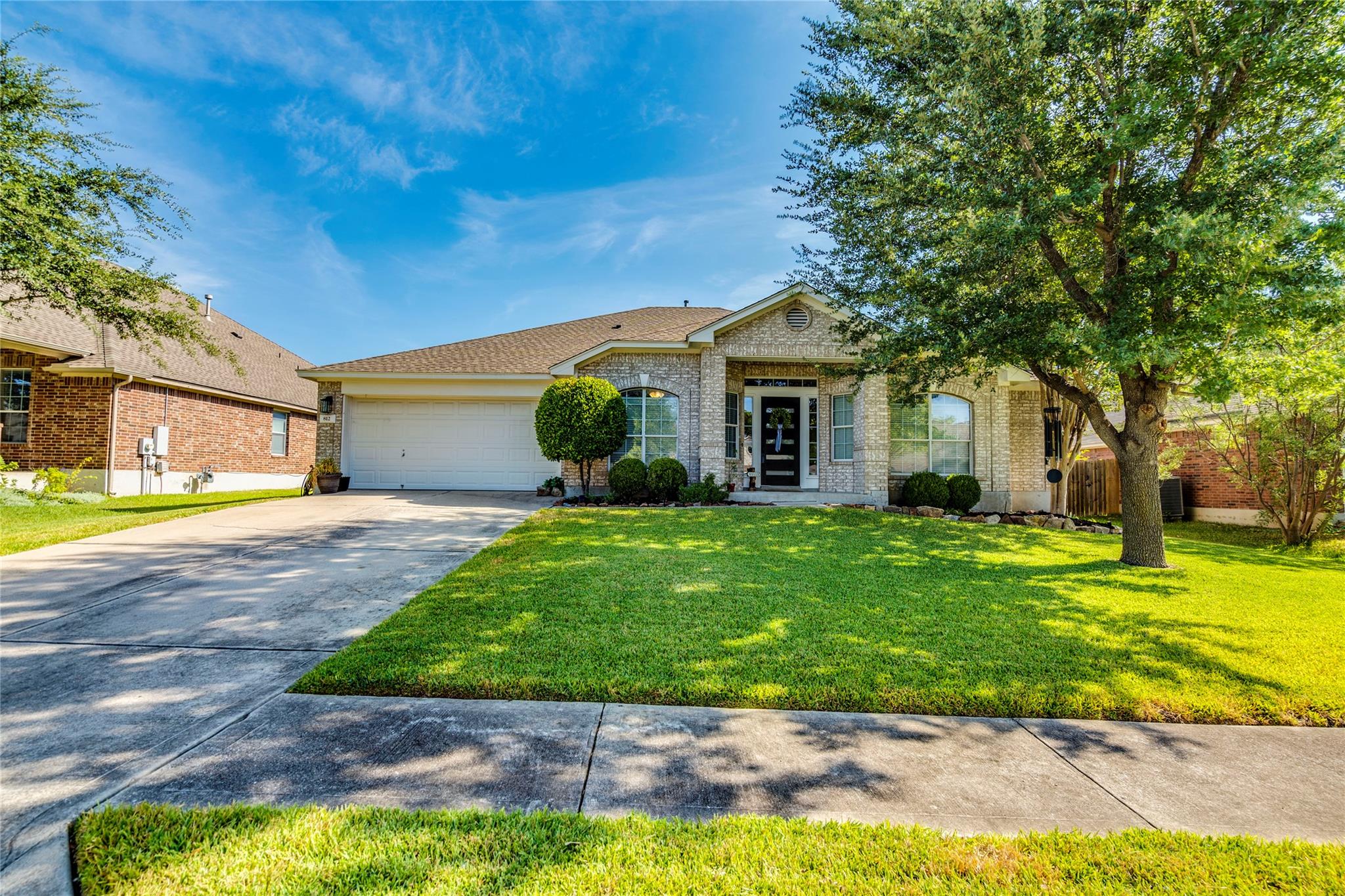 812 Dover Castle LN — photo 3