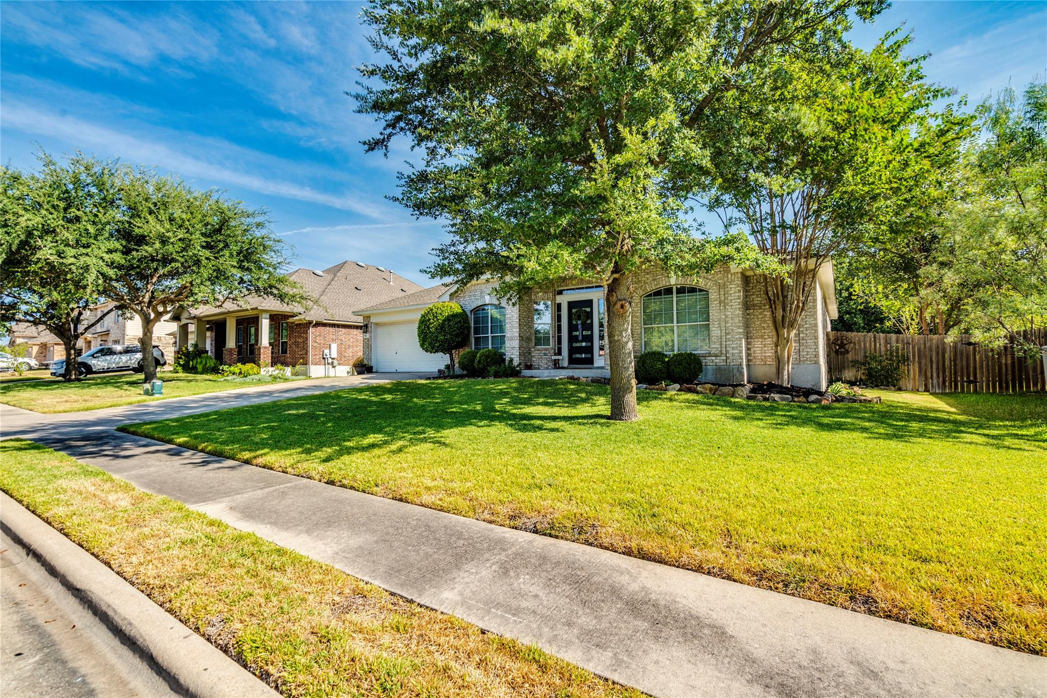 812 Dover Castle LN — photo 4