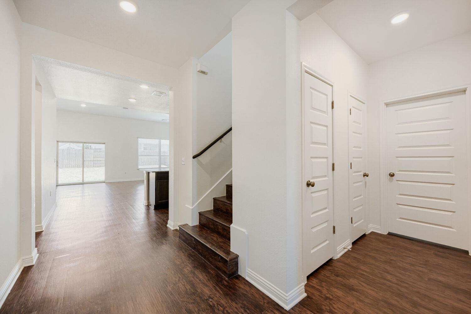5717 Gerard DR — photo 4
