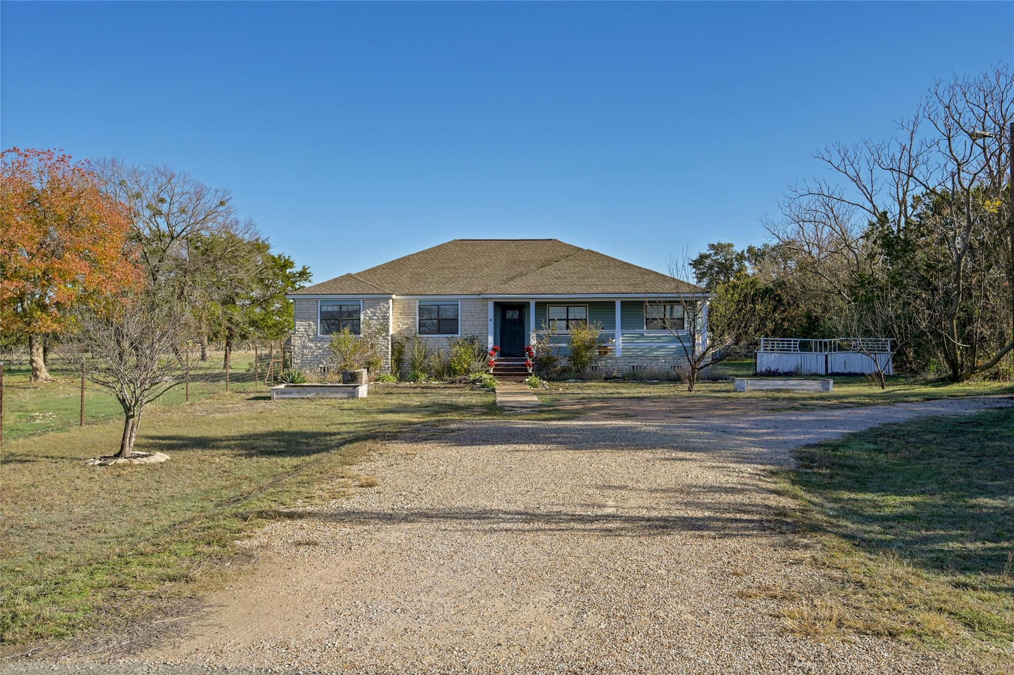 105 Deep Lake CIR — photo 3