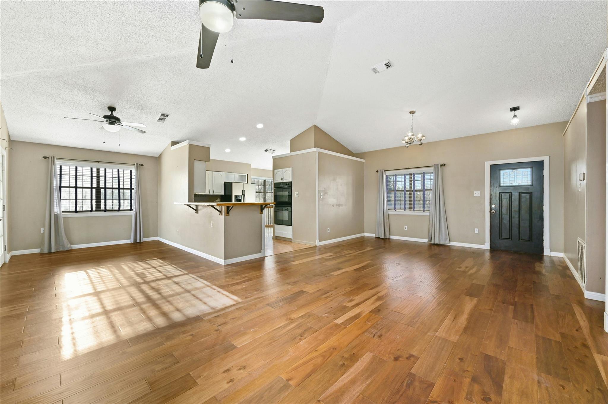 105 Deep Lake CIR — photo 4
