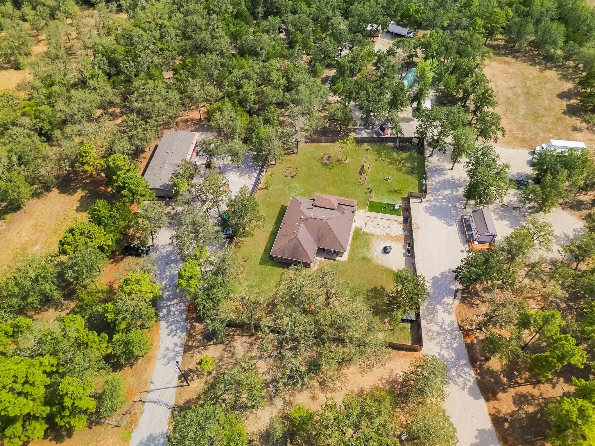 107 Turner LN — photo 3
