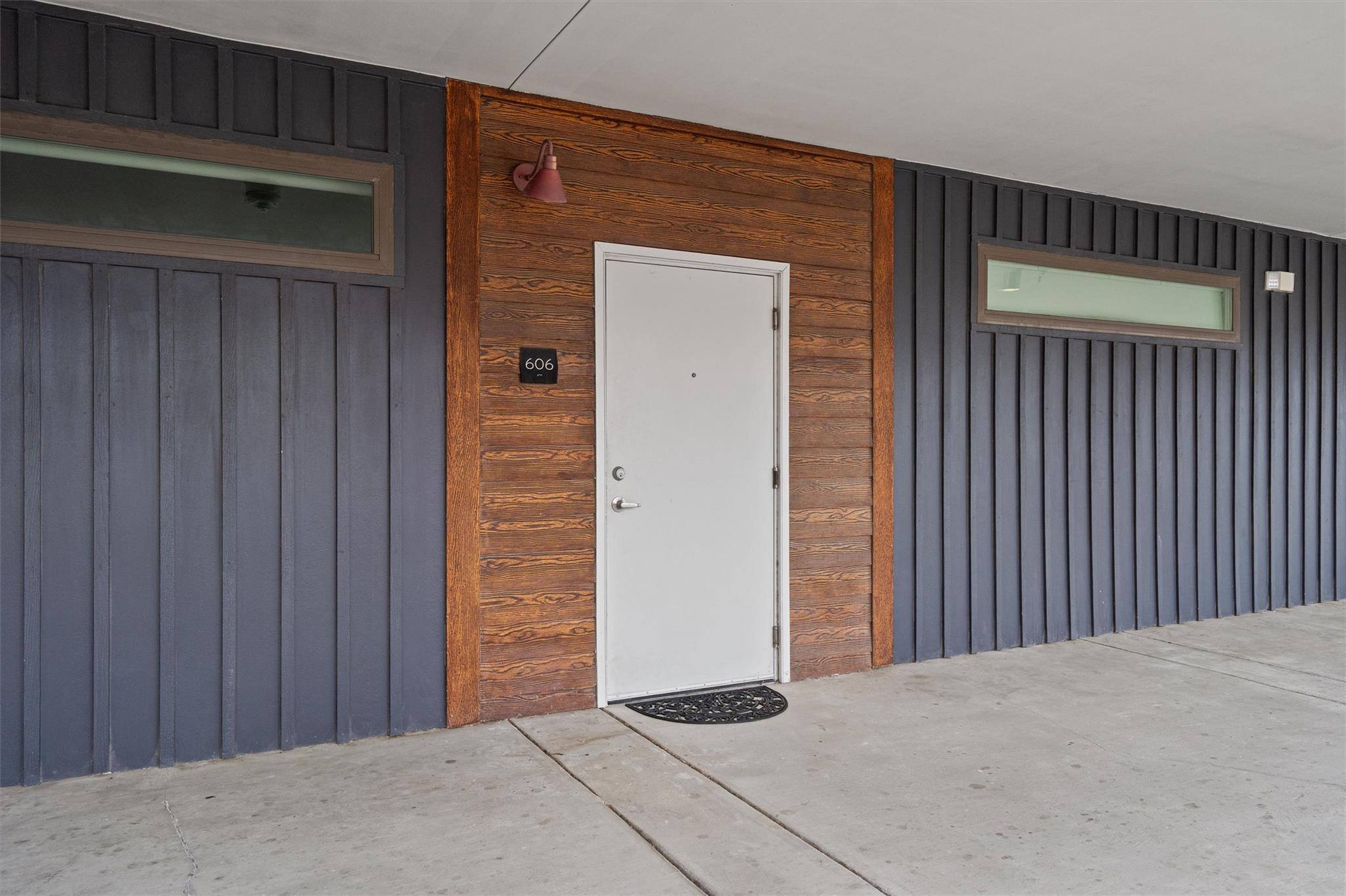 4361 Congress Ave #606 — photo 3